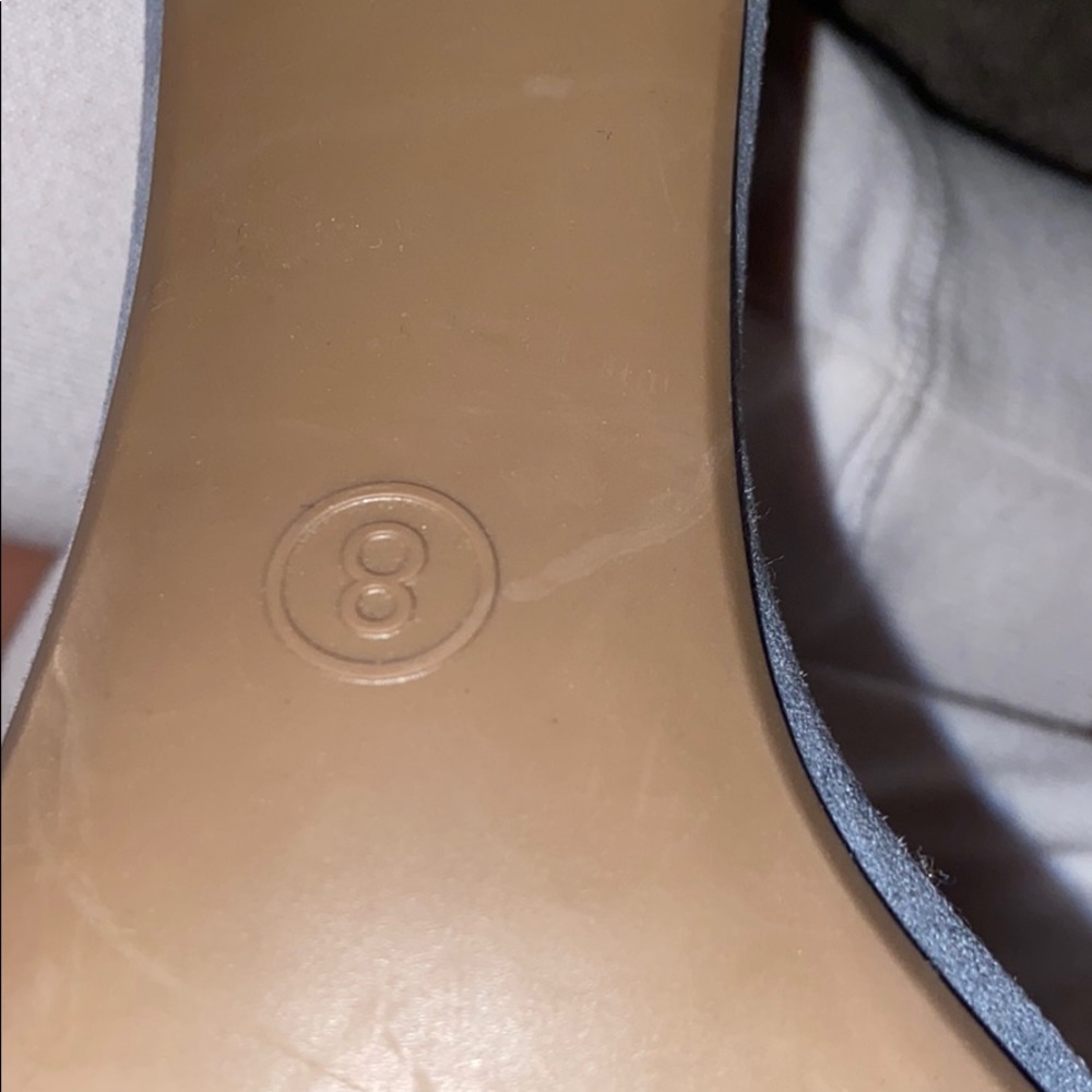 heels - Picture 4 of 5